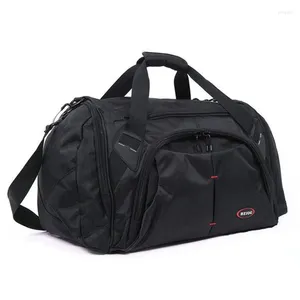 Duffel Torbalar 45L Seyahat Duffle Erkekler Daha Büyük Kapasiteli Bagaj Çantası Gym Omuz Omuz 1680D Naylon Su Geçirmez Kumaş