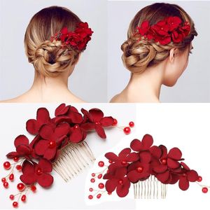 Clips de cabello 1 PPCs Fashion Red Flower Combly Clip Crystal Clip Bridal Bedpin Joyería de boda para mujeres Regalo de banda para la banda de fiesta