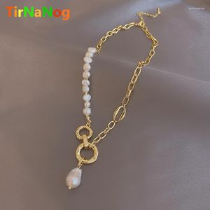 Collares colgantes La cadena de collar de perlas de agua dulce barroca de moda europea exagerada de joyería