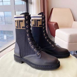 Hochwertige Damen-Martin-Stiefel aus echtem Leder, gestrickt, für Damen, flacher Knöchel, Winterstiefel, modische Spitze, modischer dicker Absatz, klassisch