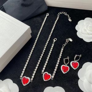 2022 Top Love Jewelry Set Armband ￶rh￤ngen Halsband Bangle Dinh Van Brandjewelry8 Designer smycken Luxury Pulsera Cjeweler Heart Four Colors Engagement Gift