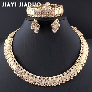 Andra smyckesuppsättningar Jiayijiduo African Wedding Dubai Gold Color Romantic Design Halsband Drop 220831