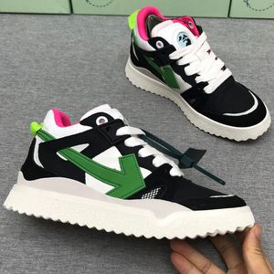 Mid-top Out Of Office Casual Shoes Green Arrows On Båda sidor Gummisulig vit snörning Rem Designer Mens Women Sneakers Fashion Trend High Quality With Original Box