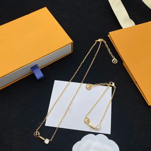 Mode hänge halsband armband kostym designer halsband sten bokstäver design bröllop present toppkvalitet