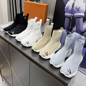 2023 Donna New RUN 55 sneaker Boot tessuto inglese high top Nero Bianco Beigo Grigio donna Calzini casual Platform kint Trainer sneakers taglia