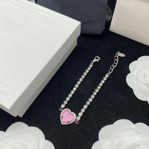 2022トップデザインハートペンダントブレスレットテニスネイルブレスレットデザイナーラブバングルバンバンズCJeweler Pulsera Brandjewelry8 Red Diamond Chain Ruby