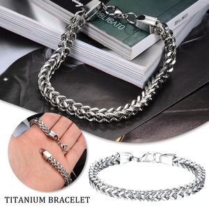 Bracelets de charme Jóias de moda Jóias de alta qualidade Punk Bangle Square Fish Scale Titanium Steel Men's Bracelet S Hip Hop Chain