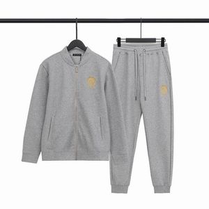 Realfine Tracksuit 5A Sports Tracksuits dla mężczyzn Rozmiar S-3XL Sumping i spodnie 2022.8.30