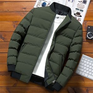 Herrjackor Bomber Jacket Män våren Autumn Lightweight Jacket Baseball Jacket Men Streetwear Korean Fashion Coat Trends Slim Fit 220831