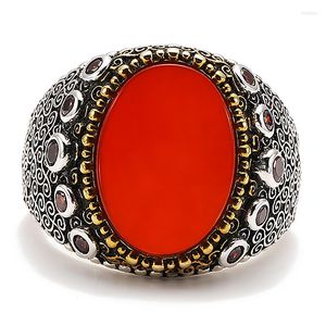 Anelli a grappolo Fashion Vintage Silver Color Texture Red Oval Stone Ring For Men Punk Personality Jewelry Gift