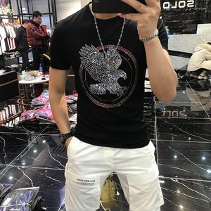 Męskie koszule europejski przemysł ciężki Rhinestone T-shirt męski mody krótkiego rękawu bawełniana bawełniana duża rozmiar Slim Osobowość wysoka