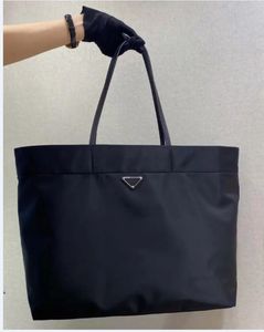New Designer Re-Nylon Black Tote Bag borse Shopping Bag Borsa da donna in nylon di alta qualità Maniglia di grande capacità Borse a tracolla da donna Portafoglio Big Totes