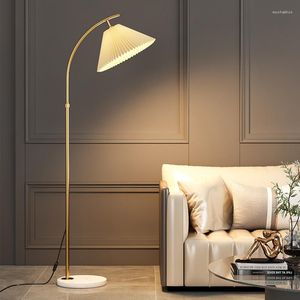 Floor Lamps Creative Nordic Light Luxury Living Room Sofa Bedroom Standing Lamp Corner Simple