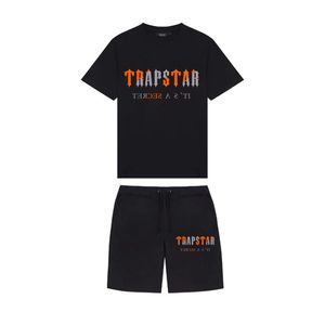22S Trapstar Mens T koszule Set-T-shirt Set Seteve Designer Style Style Monogram Krótki garnitur dla zwykłych mężczyzn T-shirty mody