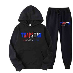 Trapstar Men 's T Shirts Tracksuits 유럽 및 미국 스타일 후드 스웨터 고품질 커플의 Trapstars 풀오버 공장 Direct