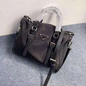 Shoulder Bags Bags Designer Shoulder Nylon Wwaterproof Canvas Bag Luxury Big Purse Crossbody Messenger Lightweight and stylish Packs