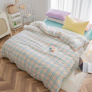 Conjuntos de cama conjuntos de cama xadrez de cama de colcha fofa travesseiros azul lençóis planos de edredão modernos conjuntos de capa dupla de meninas solteiras completas 220901