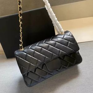 7A Top Quality Shoulder Designer V￤skor Kvinnor Handv￤skor Crossbody Designers Bag Lambs Leather Classic Flap 25cm Gold Chain Clutch Caviar Wallet Purse Purse