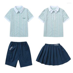 Roupas conjuntos de roupas de jardim de infância britânicas Roupas de escola primária Uniformes de escola Vertical Stripes Camisa azul marinho estudante de shorts