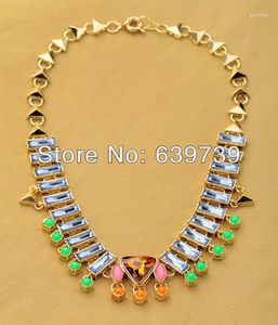 Halsband, Bulk-Preis, Europa-Beschichtung, Goldfarbe, schwarzes Dreieck-Löthalsband