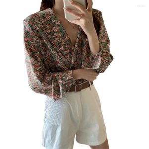 Kadın bluzları yaz ışığı gevşek kadınlar ince çiçekler ea v yaka şık tüm eşleşme zarafeti vintage ofis bayan şık gömlek Camisas mujer