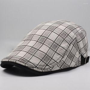 Berets CNTANG Männer Vintage Plaid Baumwolle Sun Caps Casual Mode Visier Flache Hüte Für Frauen Sommer Outdoor Baskenmütze Einstellbar