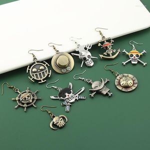 Серьги с серьгами аниме для женщин -ювелирных украшений для женщин Луффи Зоро подарок биджовиса, висящие аксессуары 2022