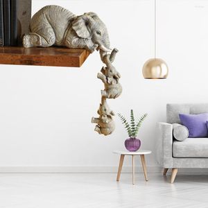 Estatuetas decorativas 1pc mini elefantes mãe pendurada em 2 bebês estatuetas resina sintética Artesanato para a sala de estar da sala de estar prateleira da janela