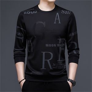 Erkekler Tişörtleri Browon Sprign Sonbahar Siyah Tişört Erkekler Uzun Kollu O boyun yaka moda trend Mektubu Baskı Men Street Wear 220902 için İnce T-Shirt