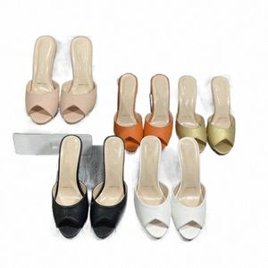Sandaler designer kvinnors tofflor glider höga klackar lyxiga ormskinn lammskinnlägenheter läder gummi sandal gelé skor grunt flip flops