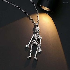 Pendant Necklaces 41XC Personality Skeleton Skull Necklace Friend Magnetic Gift