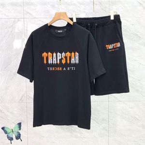 Mäns T-skjortor Trapstar Collection T-shirt män Kvinnor flockar broderi Letter Euro storlek SHIRTFASHION OCH BELIGA