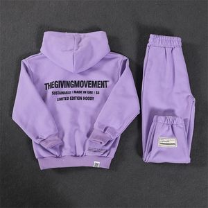 Aile Eşleşen Kıyafetler% 100 Pamuklu Çocukların Takipleri Çocuklar Terlemeler İki Parçalı Outsfits Hoodies Kapüşonlu Sweatshirts ve Pantolon Sonbahar Giysileri 220905