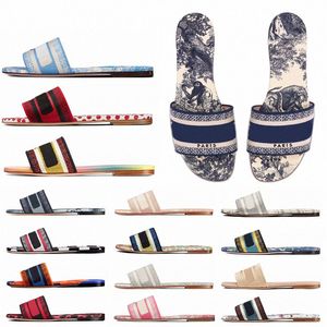 2022 damskie sandały paryskie haftowe brokatowe dziewczęta plażowe klapki haft haftowe luksusowe mokasyny Mules Projektantka Kobieta śluzowaty Slippers Sandał