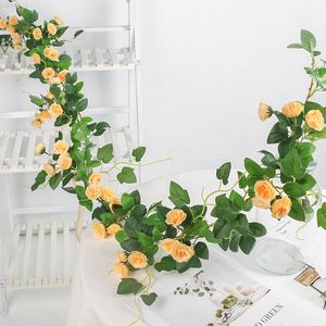 Sztuczna zieleń w kwiatach sztuczny fałszywy jedwabny kwiat róży wiszący wieniec ogród ślub Ivy Vine Artificial Flower Arch Dekoracja J220906