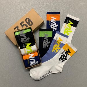 Men's Socks 3 Pairs/Box Hip Hop Letter Stockings Cotton Harajuku Fashion Street Sports Personality Pack Gifts Run Soft Men Women