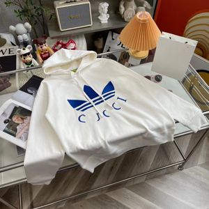 Designer top version Hoodie handmade GU 2022 autumn and winter new embroidered letter Logo men and women with the same style hooded sweater