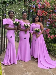 Abiti da damigella d'onore viola monospalla per ragazze africane Fiocco Abiti da cerimonia nuziale in raso elegante Plus Size Sweep Train Abito da damigella d'onore a sirena Abiti da cerimonia CL1089