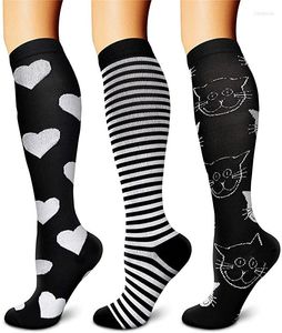 Sports Socks Compressão para homens Mulheres 20-30 meias mmhg de corrida em forma de enfermagem anti cansada respirável longa macho