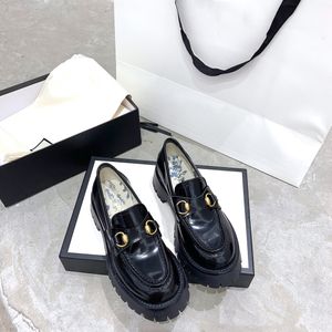 Desinger Women Casual Shoes Trainers Leather Shoe Loafers Light Black Color Lämplig bankett Runway Show Park Work Daily Fashion Trend Sneakers Storlek