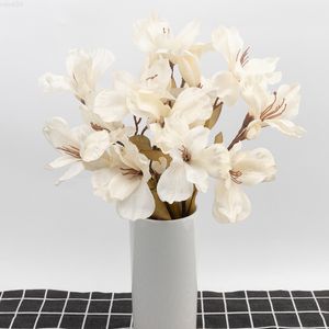 Faux Floral Greenery Artificial Lily Silk Flowers Flower Flowers Fross Braio Diy Centro de peças de casamento Decoração Autumn Garden Home Decoration White J220906