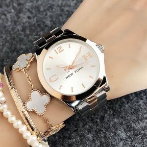 Relógios Eork venda por atacado-Brand Wrist Watch Women Girls Ladies New York Dial Dial Metal Steel Bandz Clock Co s