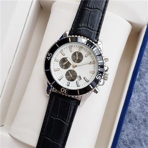 Образ Жизни Мужчин оптовых-Top S Clock Men смотрит высококачественные мужские часы Quartz Movem