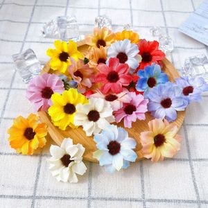 Faux Floral Greenery 50Pcs Chrysant Daisy Flower Head Mini Silk Flower Artificial Wreath Scrapbooking Accessories Home Wedding Decoration J220906