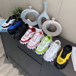 Tasarımcı Erkek Kadın Rahat Ayakkabılar Cloudbust Thunder Sneakers 19FW P Kamuflaj Kapsül Serisi Ayakkabı Renk Eşleştirme Artış Platformu Kauçuk Sneaker