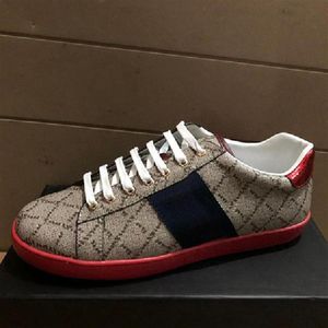 Wholesale mens bowling shoes for sale - Group buy Brand Men Women cow leather skateboard shoe fashion Sneakers ACE Embroidered Bee Sports Trainers Flats Street White Bowling Shoes P