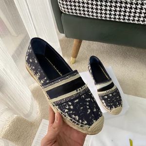 Woven Casual Shoes Embroidered Letters High Quality Women's Fisherman's Shoes Summer Flats