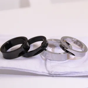 T Designer Silver Ring Ring de alta qualidade Titanium Steel Melanan Rings Luxury Brand Men Mulher Moda para Ring Party Wedding Acessórios Valentine Enviar namorada Presentes