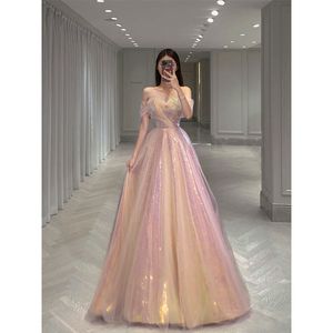 2022 Sequined aftonklänningar V Neckspetsapplikationer Crystal Off Shoulder Formal Prom Dress Party Glows