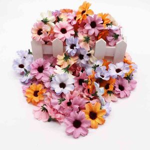 Sahte çiçek yeşillik 50pcs zijde kleine madeliefjes goedkope kunstbloemen wijnstok bruiloft dekoratie diy krans snoep kutusu Accessoires nep zonnebloem j220906